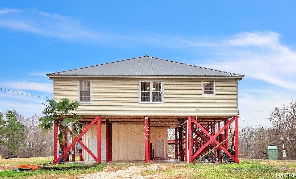 1st image of 4032 River Oaks Rd