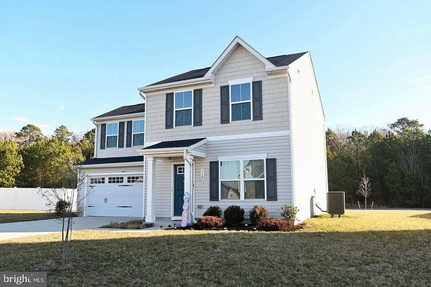 3 bed, 2.5 bath, 1440 sqft, $2,000 — Photo 1