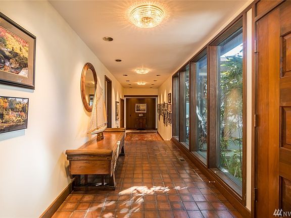 5th image of 6215 NE 187th St
