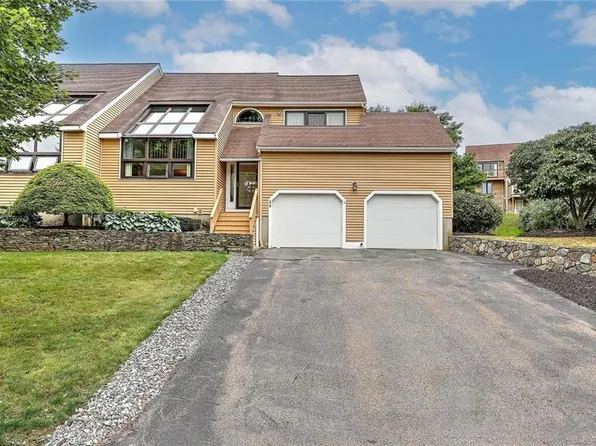 80 Fisher Rd Unit 58, Cumberland, RI 02864