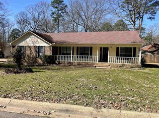 1001 Silktree Dr, Bryant, AR 72022