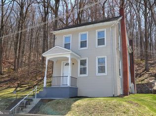 702 Wyomissing Rd, Mohnton, PA 19540