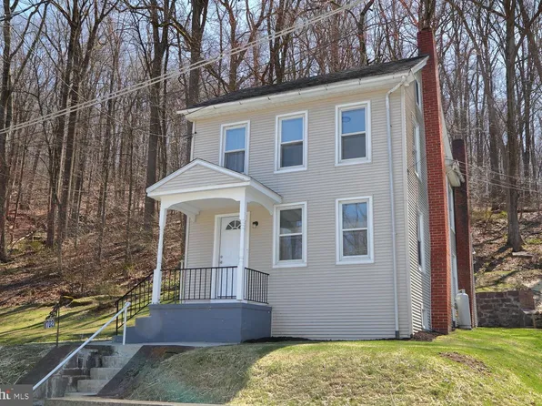 702 Wyomissing Rd, Mohnton, PA 19540