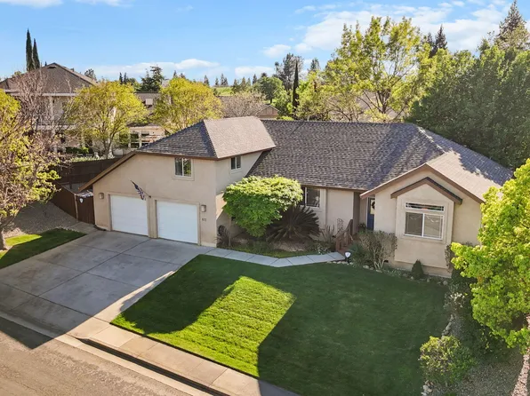 672 Reddington Dr, Redding, CA 96003
