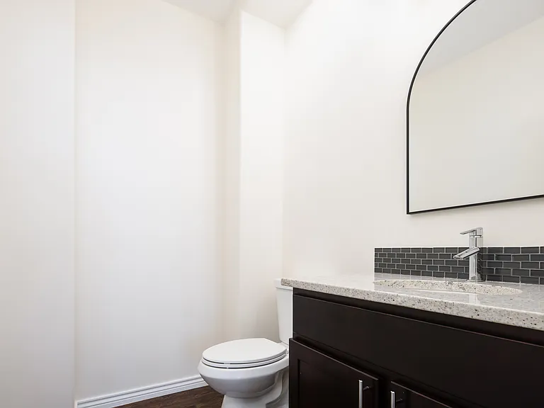 335 N Josephine St #A — Photo 31