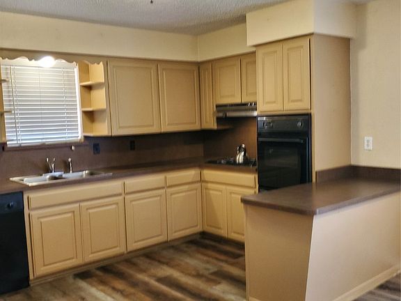 5th image of 503 Harriett St