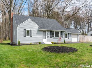 8 Rocket Run, Enfield, CT 06082