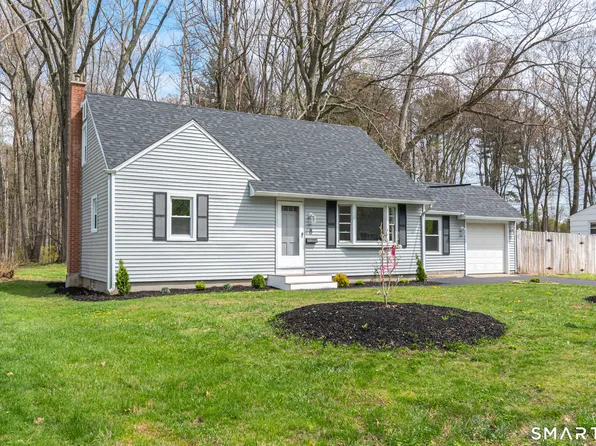 8 Rocket Run, Enfield, CT 06082