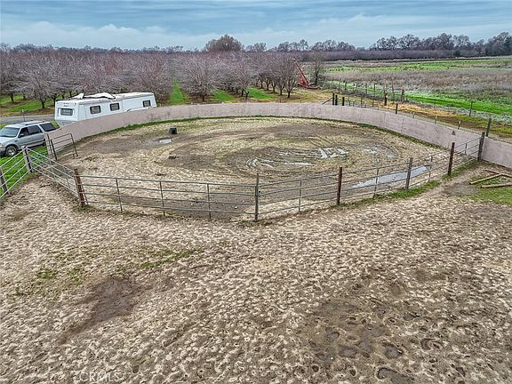 5th image of 3453 La Porte Rd