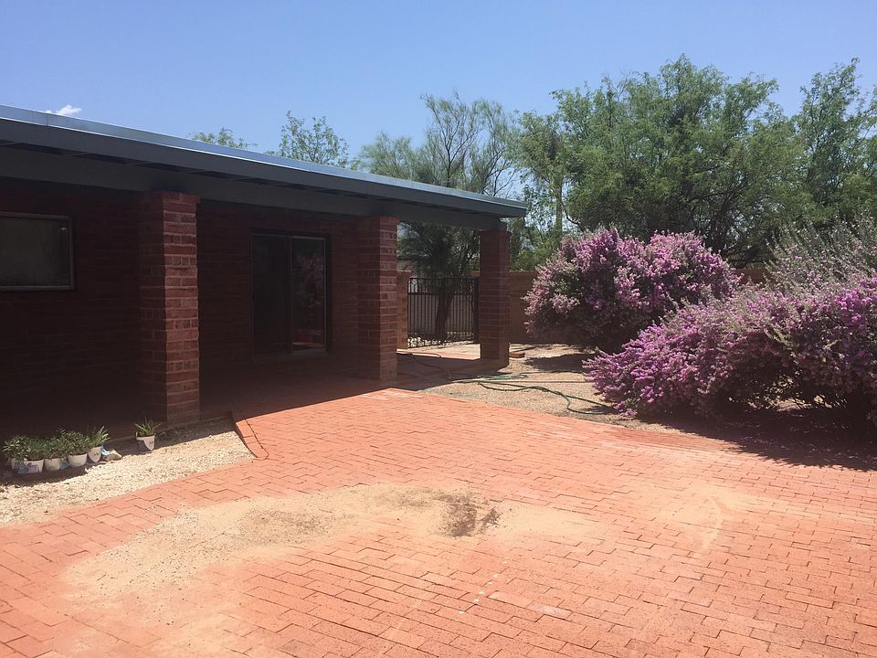 1st image of 2461 N Avenida De La Lantana