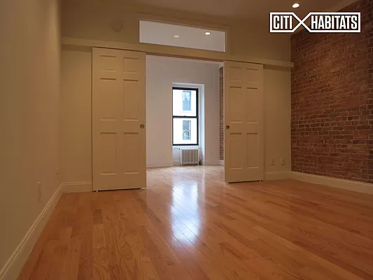 Rented by Citi Habitats | media 10