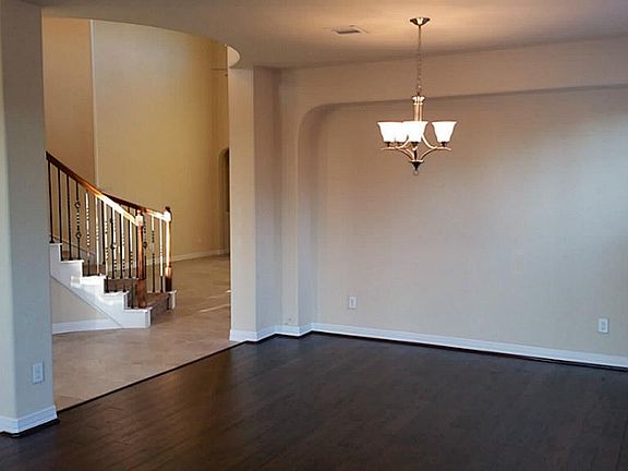 5th image of 25219 Hobsons Corner Dr