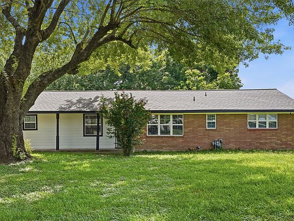4th image of 3305 Luella Ave