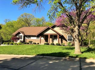 131 Cedar Mill Dr, Saint Charles, MO 63304