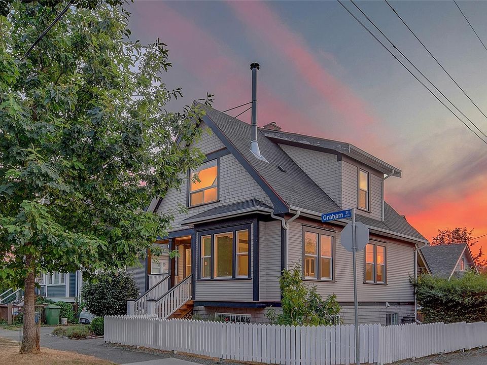 2750 Graham St, Victoria, BC V8T 3Z2 MLS 918134 Zillow