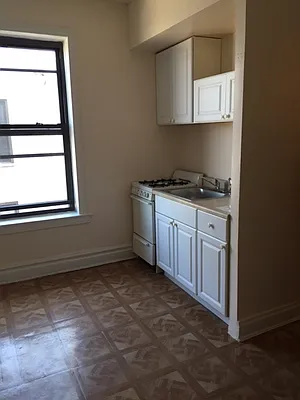 Rented by Excelle Realty Group LTD | media 29