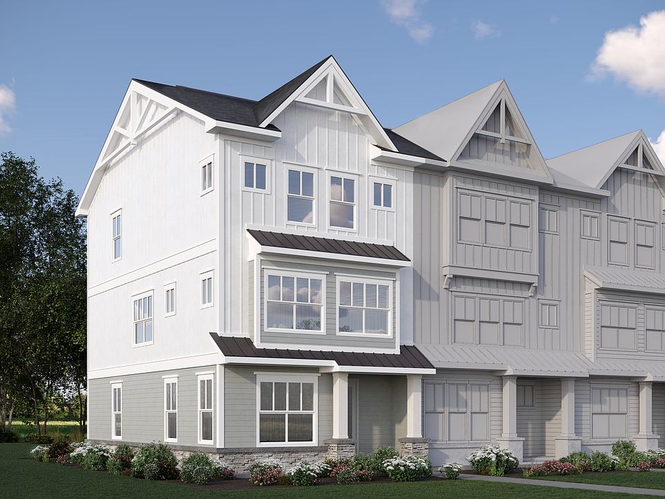 Atlas End Unit Farmhouse