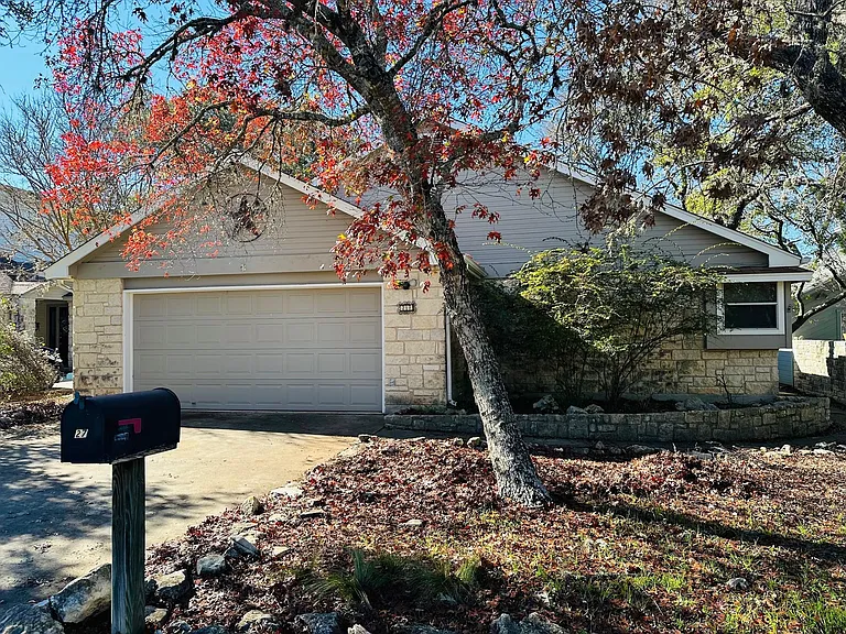 27 Par View Dr — Photo 1