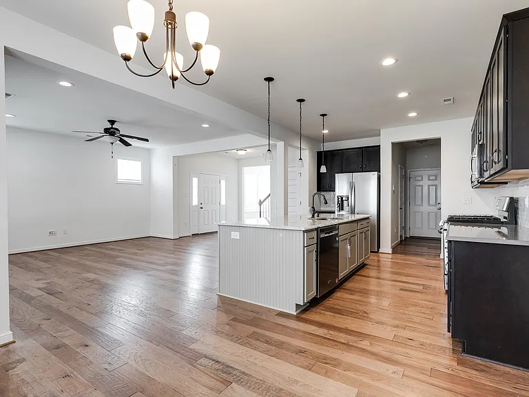 5610 Benoni Ct — Photo 10