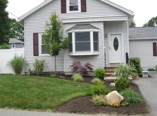 8 Crocus Ln, Reading, MA 01867