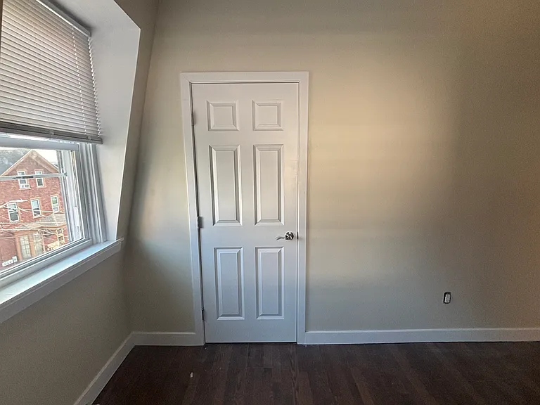 118 Locust St #3 — Photo 17