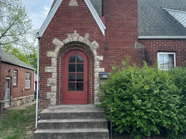 327 W Main St, Chanute, KS 66720