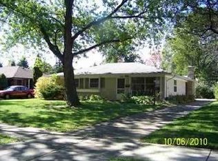 27357 Red Leaf Ln, Southfield, MI 48076
