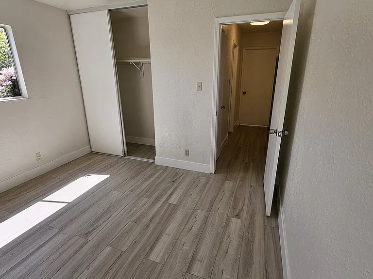 1508 Sycamore Dr #3 — Photo 12