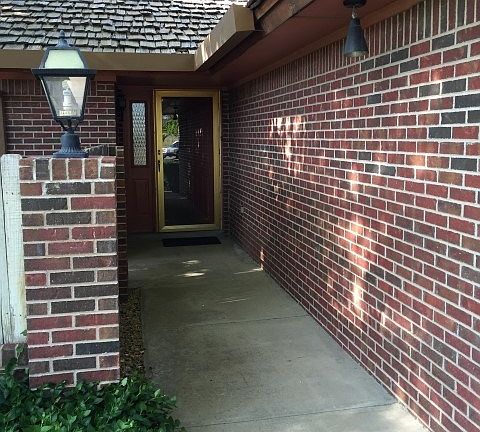 2nd image of 711 Bahia Dr