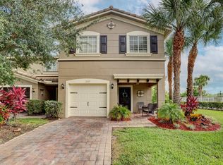 2227 SW Portsmouth Ln, Pt Saint Lucie, FL 34953