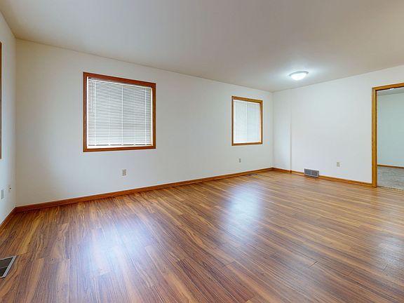 3rd image of 1504 Glenn Pl APT D