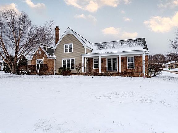 2nd image of 375 N Stonehaven Dr