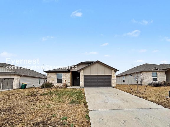 2nd image of 713 Freedom Cir