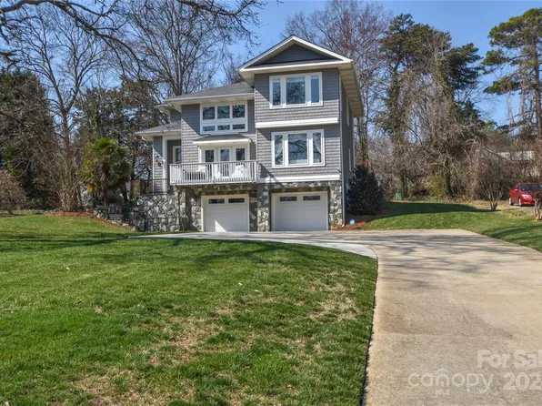 4925 Moonlite Bay Dr, Sherrills Ford, NC 28673