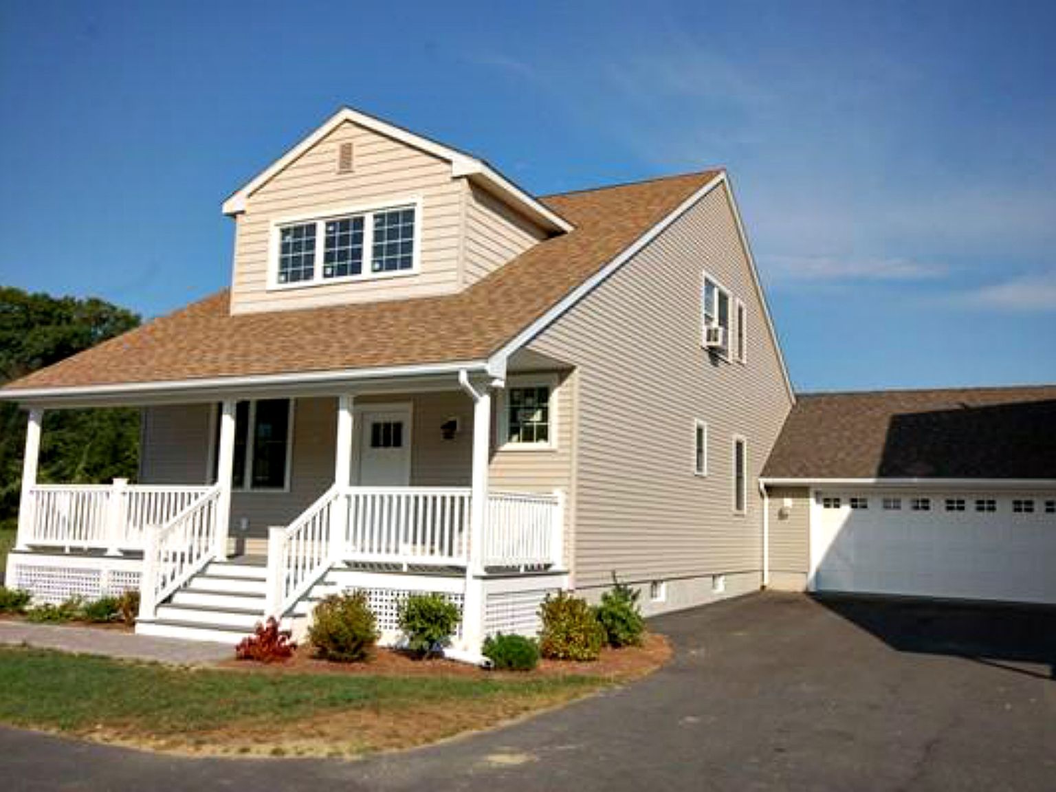 33 Elm St, Hatfield, MA 01038 Zillow