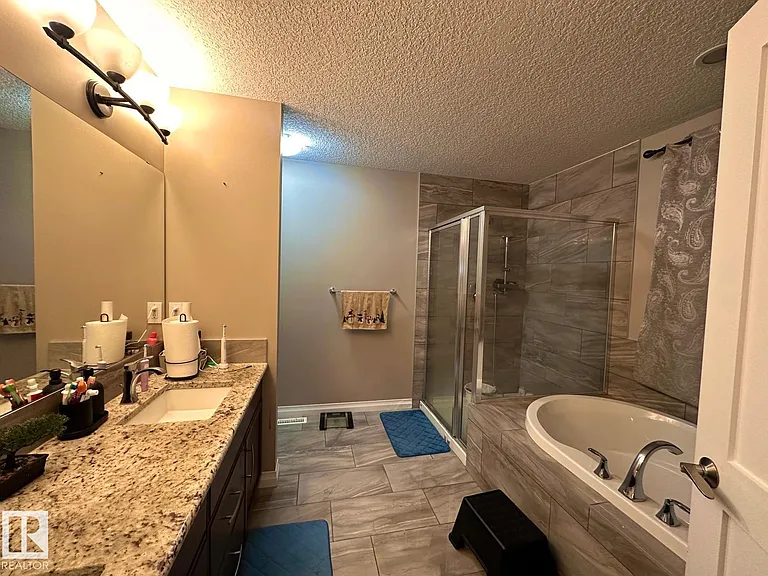 3571 Cherry Lndg SW — Photo 23