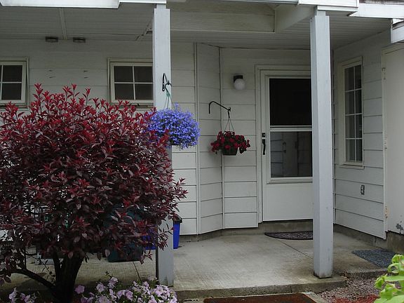 Close-up on Entrance