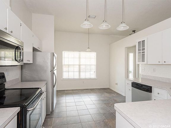 3rd image of 8721 NW 35th Pl