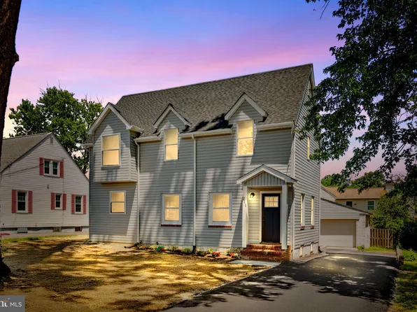 211 N Hammonds Ferry Rd, Linthicum, MD 21090