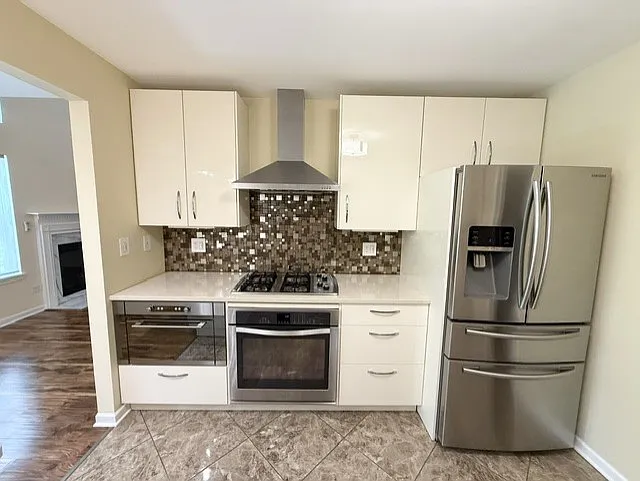 707 Kingsbridge Dr — Photo 9