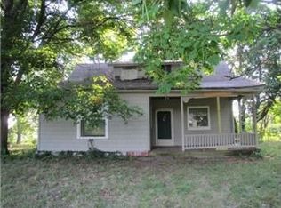 4814 Shrine Park Rd, Leavenworth, KS 66048