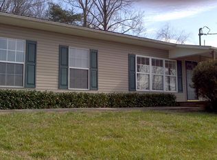 284 Long St, Livingston, TN 38570