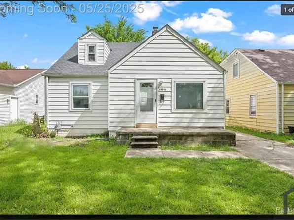 29056 Powers St, Westland, MI 48186