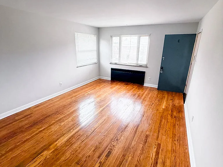 3914 E Gatewood Ln #1 — Photo 4
