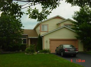 1889 Apple Valley Rd, Bolingbrook, IL 60490