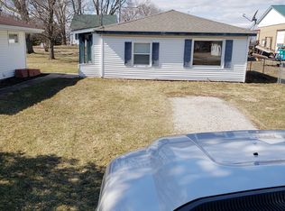 405 N West St, Tremont, IL