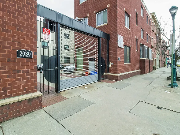2030 South St #G — Photo 20