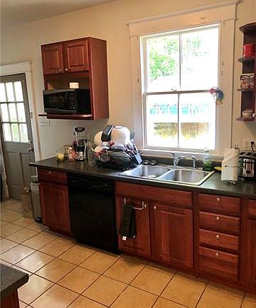 5th image of 6111 Delord St #6111