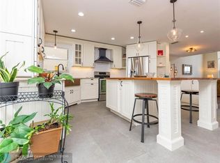 5457 NW 44th Way, Coconut Creek, FL 33073