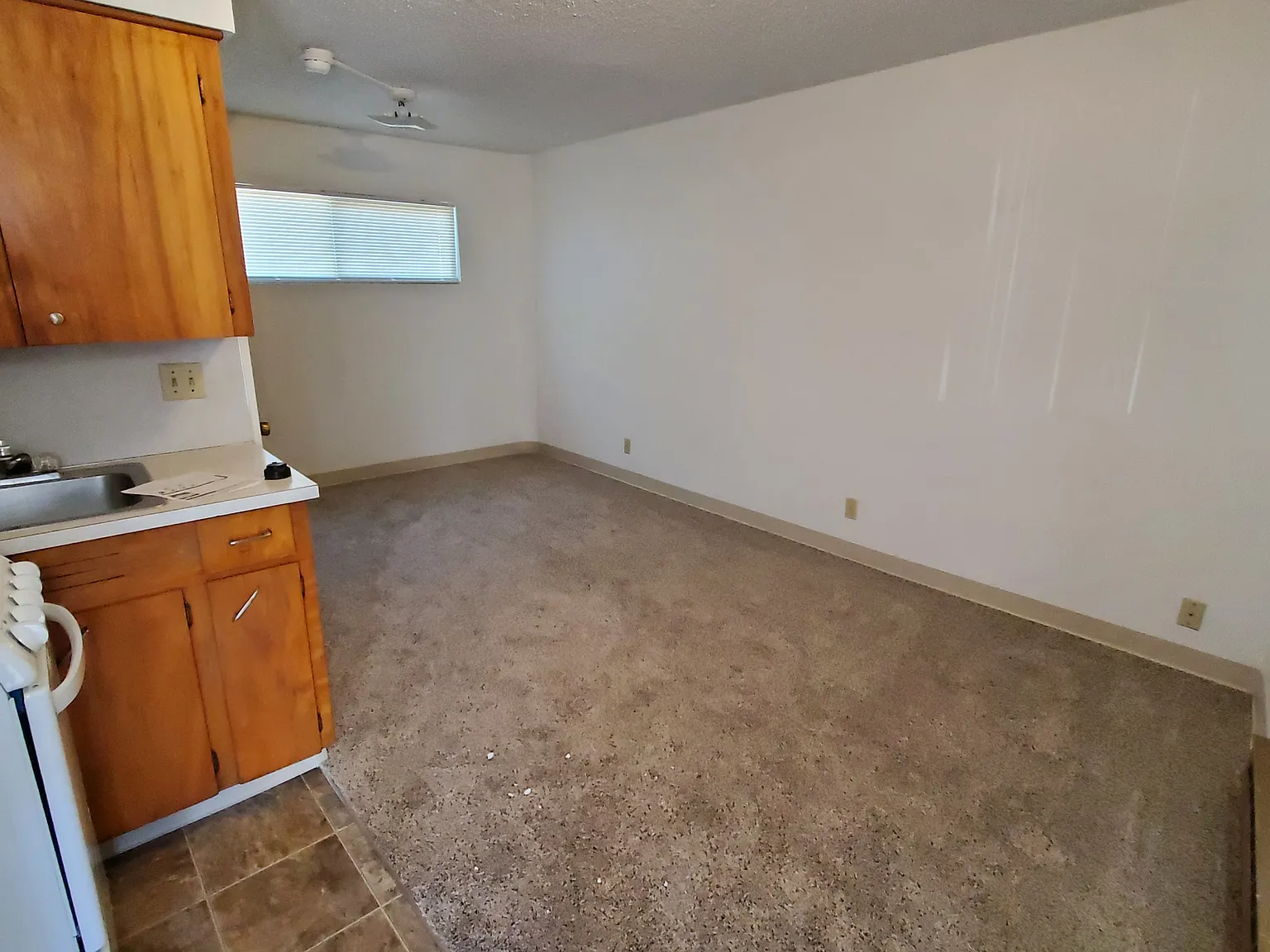 139e17th - 6 — Photo 3